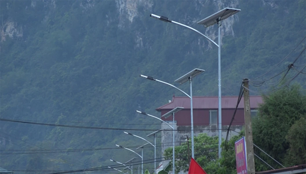 Rang Dong's smart solar street light best serves public space