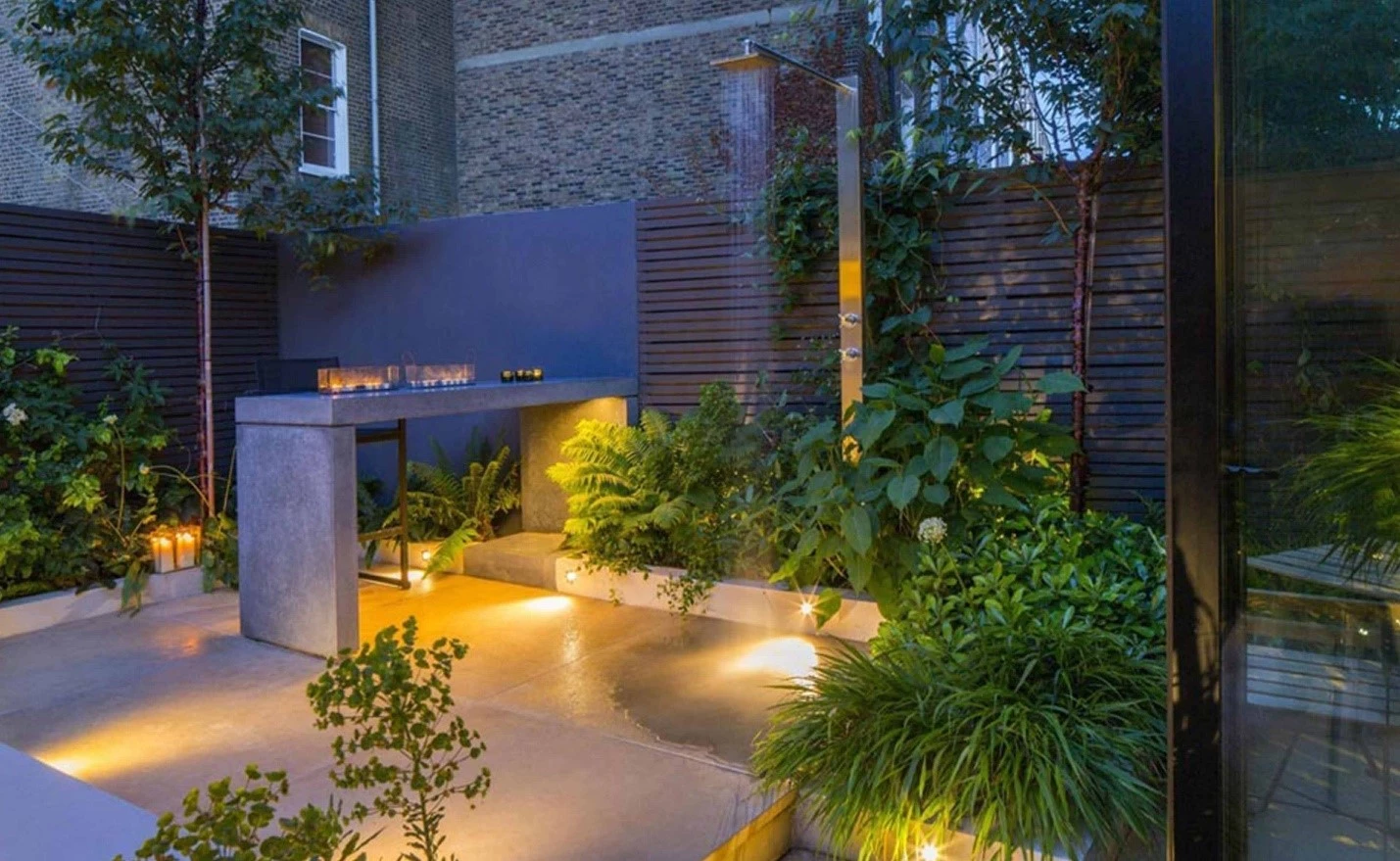 Landscape, Garden & Exterior Lighting | Studio N | Lighting Designers